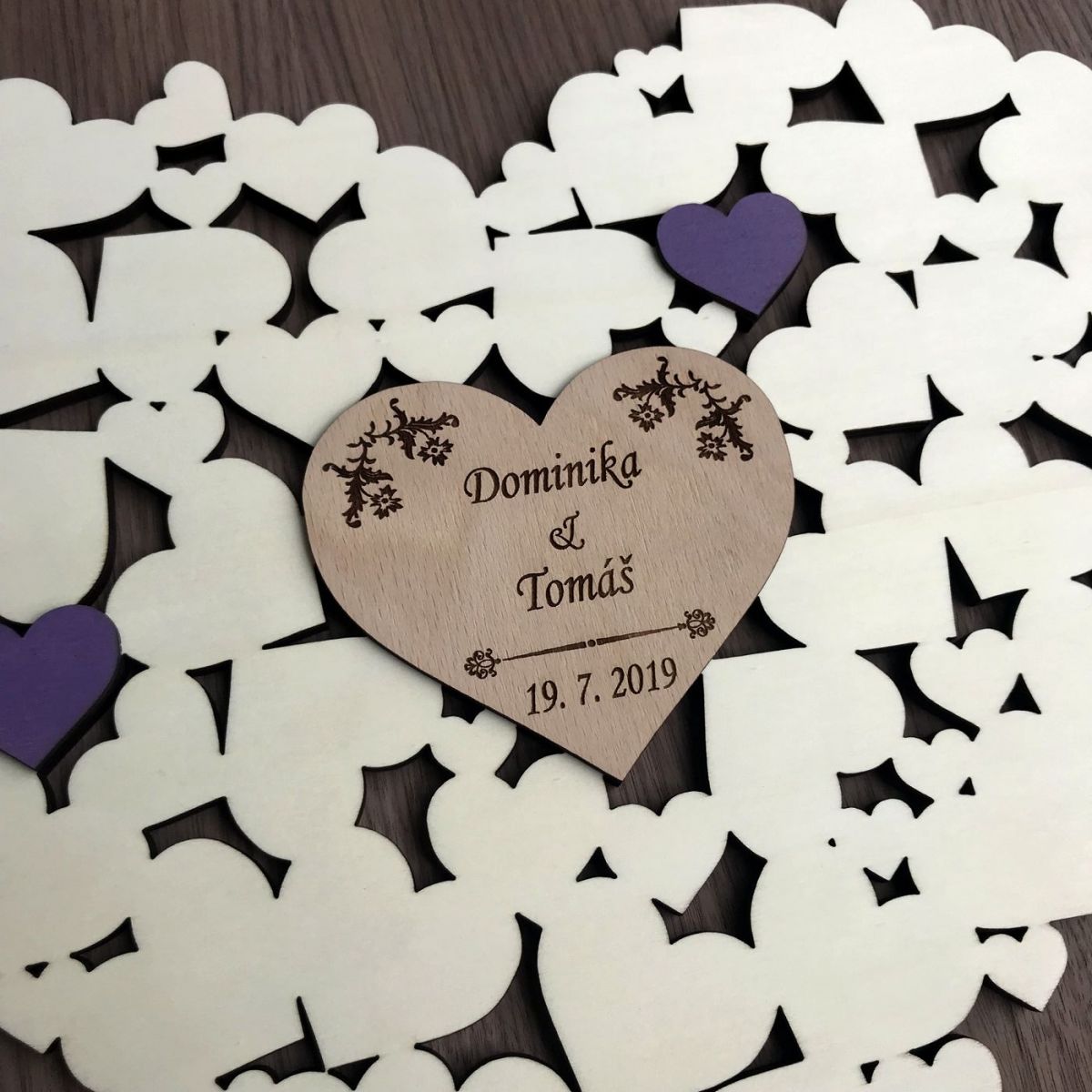 Vyřezávané srdce - kniha hostů (guestbook)